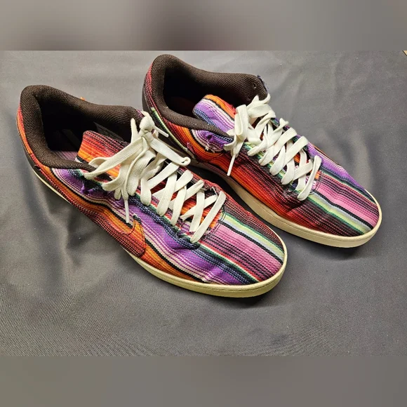 Size 11 - Nike Kobe 8 NSW Lifestyle LE Mexican Blanket Sneaker - Picture 2 of 10